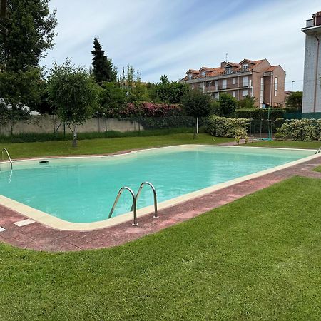 דירות סואנסס Garaje Y Piscina Comunitaria! מראה חיצוני תמונה